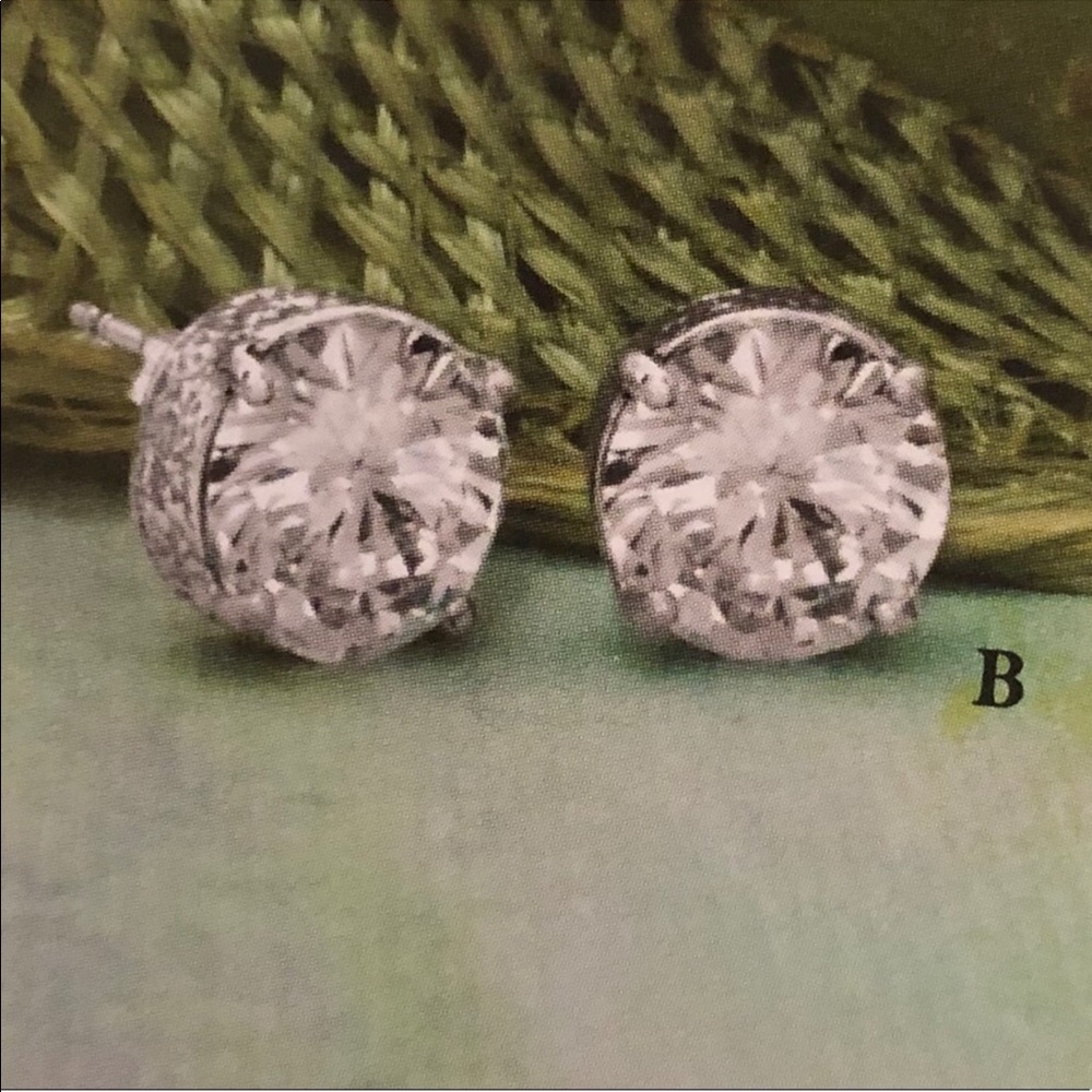 Silpada CROWN JEWEL Cubic Zirconia earrings P2381 - Picture 6 of 16